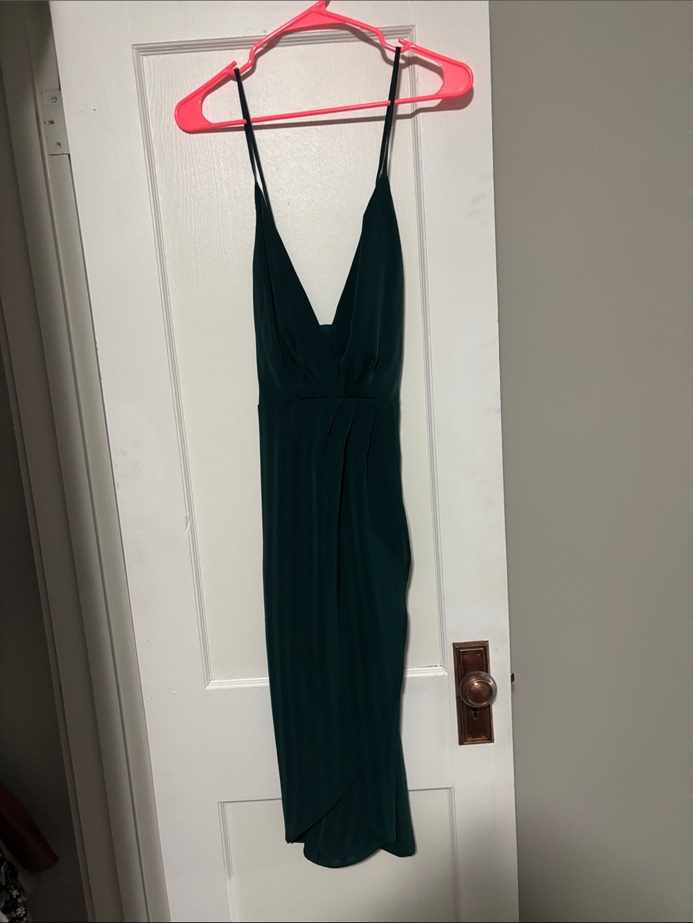Lulu's Deep Green V-Neck Midi Dress with Spaghetti Straps